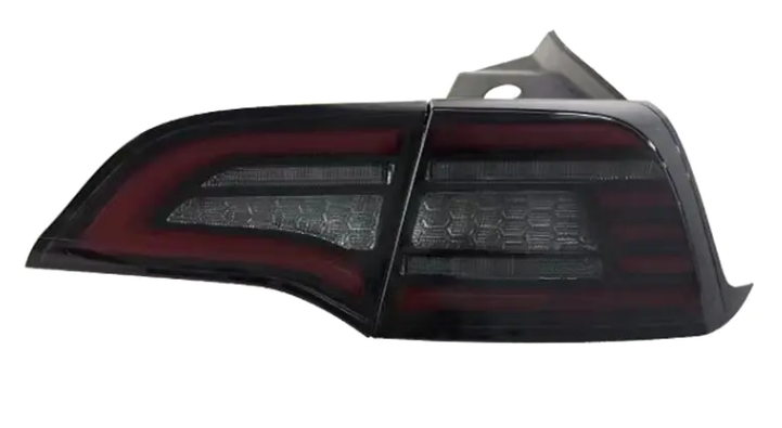 Visibility Performance of Smoked Headlights And Tail Lights: What Installers Should Know